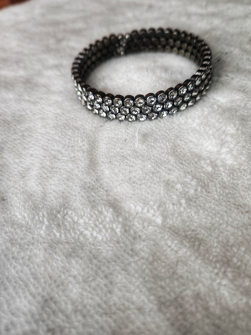Rhinestone-coil Bracelet -Gorgeous Piece Of Jewelry. No Brand